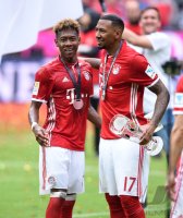Fussball 1. Bundesliga Saison 15/16: Der FC Bayern feiert seine 26. Deutsche Meisterschaft