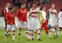 Fussball: Europa League Saison 2012/2013: Tomas Hajnal, William Kvist  und Christian Gentner (v. li., VfB Stuttgart)