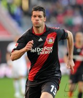 Fussball: 1. Bundesliga Saison 2010/2011: Leverkusen, BALLACK