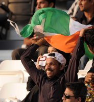 Fussball AFC Asian Cup 2011:  Indien Fan mit Fahne