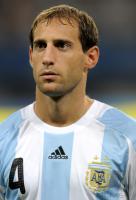 FUSSBALL  Olympia 2008  Peking  Vorrunde Elfenbeinkueste - Argentinien