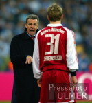 Fussball 1. Bundesliga 198. Muenchner Derby 1860-Bayern, Hitzfeld-Schweinsteiger