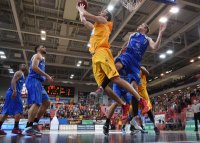 Basketball 1. Bundesliga 14/15 Hauptrunde:  Walter Tigers Tuebingen - Loewen Braunschweig