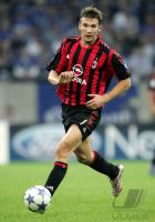 Fussball International UCL: Mailand, SHEVCHENKO Einzelaktion am Ball