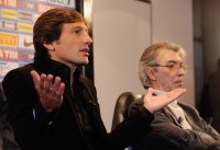 FUSSBALL  International CHL 10/11: Trainer LEONARDO (Inter Mailand)