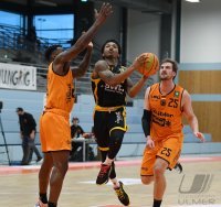 Basketball 2. Bundesliga  20/21: wiha Panthers Schwenningen - Tigers Tuebingen