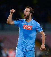 FUSSBALL  CHL  Saison 2013/2014: JUBEL Gonzalo Higuain (SSC Neapel)