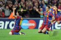 Fussball Champions League Finale 2011:  JUBEL Lionel Messi mit Sergio Busquets (v.li., Barca)