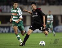 Fussball CHL Rapid-FC Bayern; Zweikampf