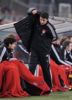 Fussball DFB Pokal 10/11 :  Mark van Bommel (FC Bayern Muenchen)