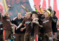 FUSSBALL, 2. BUNDESLIGA, 34. Spieltag: St. Pauli - Paderborn