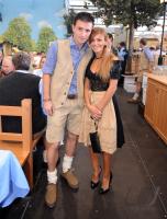 Fussball 2. Bundesliga : TSV 1860 Muenchen auf dem Oktoberfest