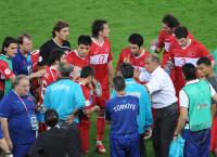FUSSBALL EURO 2008: Tuerkei, Terim mit Spielern