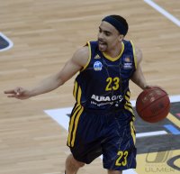 Basketball 1. Bundesliga 2011/2012:  Walter Tigers Tuebingen - Alba Berlin