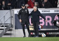 Fussball 1. Bundesliga 23/24: SC Freiburg - FC Bayern Muenchen
