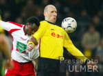 Fussball 1. Bundesliga: Dortmund - Koeln, Zweikampf
