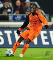 FUSSBALL UEFA CUP: Manu City, WRIGHT-PHILLIPS Einzelaktion