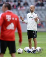 FUSSBALL  1. Bundesliga   2013/2014: Trainingsauftakt FC Bayern Muenchen