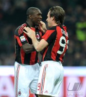 FUSSBALL SERIE A:  Clarence Seedorf, Cassano Antonio (v. li., AC Mailand)