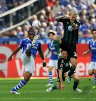 Fussball: 1. Bundesliga Saison 2010/2011: Schalke 04 - VfL Wolfsburg