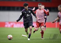 Fussball UEFA Youth League 23/24: FC Bayern Muenchen - Olympiakos Piraeus