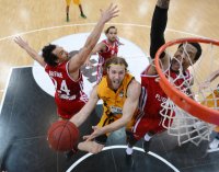 Basketball 1. Bundesliga 2012/2013:  Walter Tigers Tuebingen - FC Bayern Muenchen