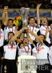 FUSSBALL International UEFA CUP FINALE 2003/2004  JUBEL FC Valencia
