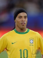 FUSSBALL INTERNATIONAL: RONALDINHO  (Brasilien)