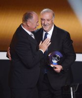 Fussball International FIFA Ballon d Or 2012: Trainer des Jahres Vicente del Bosque (Spanien)
