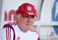 FUSSBALL 1. Bundesliga 14/15 Testspiel: Co-Trainer Hermann Gerland (FC Bayern Muenchen)