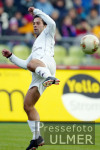 Dominguez am Ball