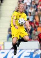 Fussball 1. Bundesliga: Aachen, EBBERS Einzelaktion