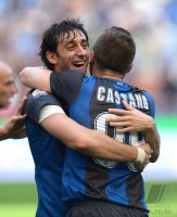 FUSSBALL SERIE A: Jubel mit Diego Milito und Antonio Cassano (v. li., Inter Mailand)