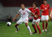 FUSSBALL NATIONALMANNSCHAFT: Eren DERDIYOK (li, Schweiz) gegen Julian BAUMGARTLINGER (re, Oesterreich)