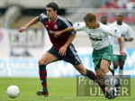Fussball - DFB-Pokal: Bremen (A) - Muenchen, Zweikampf