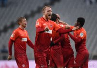 Fussball 2. BUNDESLIGA 14/15: JUBEL 1. FC Kaiserslautern