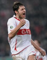 Fussball DFB Pokal 10/11 :   Matthieu Delpierre (VfB Stuttgart)