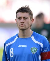 FUSSBALL INTERNATIONAL: Server DJEPAROV (Usbekistan)