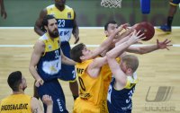 Basketball 1. Bundesliga 14/15 Hauptrunde:  Walter Tigers Tuebingen - EWE Baskets Oldenburg