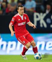 FUSSBALL, T-HOME CUP: Bayern, BAUMJOHANN Einzelaktion