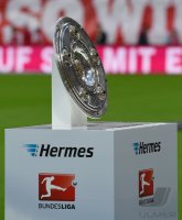 Fussball 1. Bundesliga Saison 14/15: FC Bayern Muenchen - VfL Wolfsburg