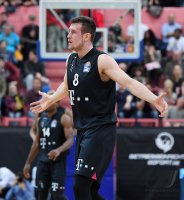 Basketball 1. Bundesliga 16/17 Hauptrunde: Walter Tigers Tuebingen -  Telekom Baskets Bonn