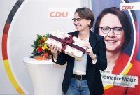 Politik, Bundestagswahl 2021 Wahlparty CDU: Staatsministerin Annette Widmann - Mauz