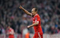 FUSSBALL  International CHL 09/10: FC Bayern  Muenchen - Olympique Lyon