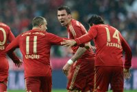 Fussball 1. Bundesliga, Saison 2012/2013:  FC Bayern Muenchen - Bayer 04 Leverkusen