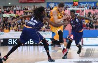 Basketball 1. Bundesliga 15/16 Hauptrunde: Walter Tigers Tuebingen - Eisbaeren Bremerhaven