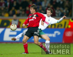 Fussball 1. Bundesliga: Leverkusen - Bremen, Zweikampf