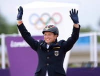 REITEN Olympia 2012: Doppel-Olympiasieger Michael Jung (Deutschland)