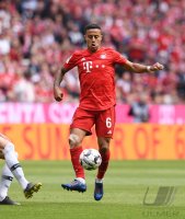 Fussball 1. Bundesliga Saison 18/19: FC Bayern Muenchen  - Eintracht Frankfurt