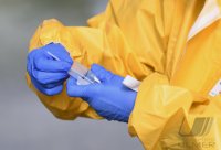 Symbolbild: Corona Teststelle Tuebingen: Corona-Drive-In auf dem Tuebinger Festplatz